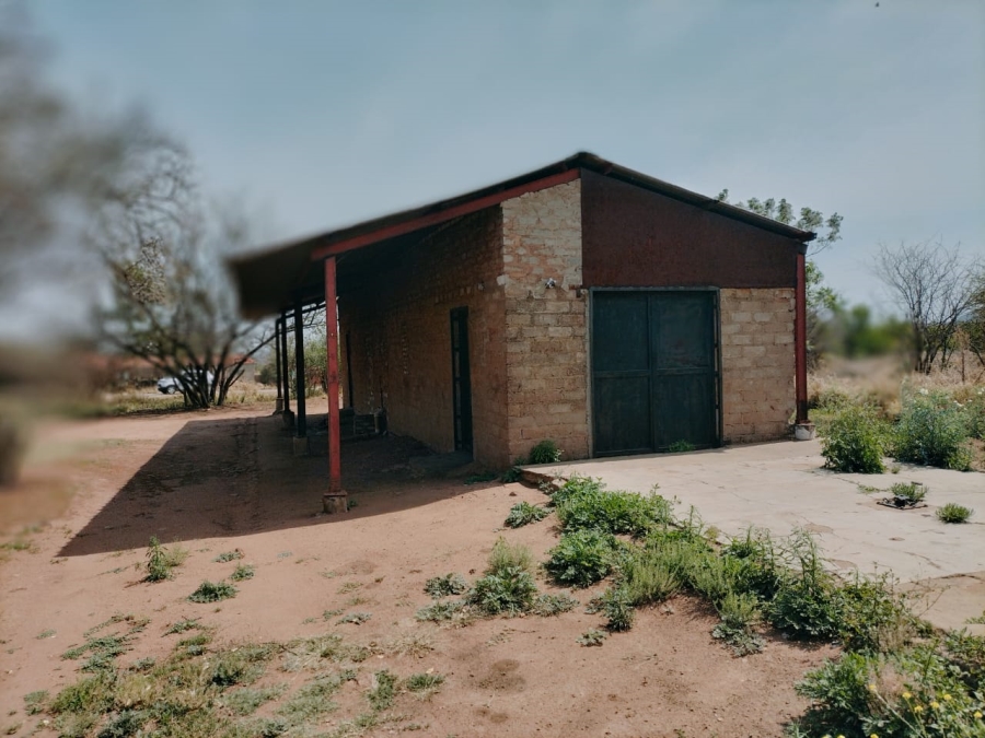 Commercial Property for Sale in Zoutpansdrift North West